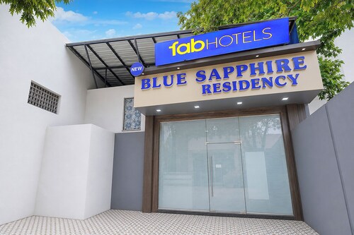 Hotel New Blue Sapphire Residency