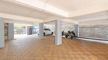Free self-parking