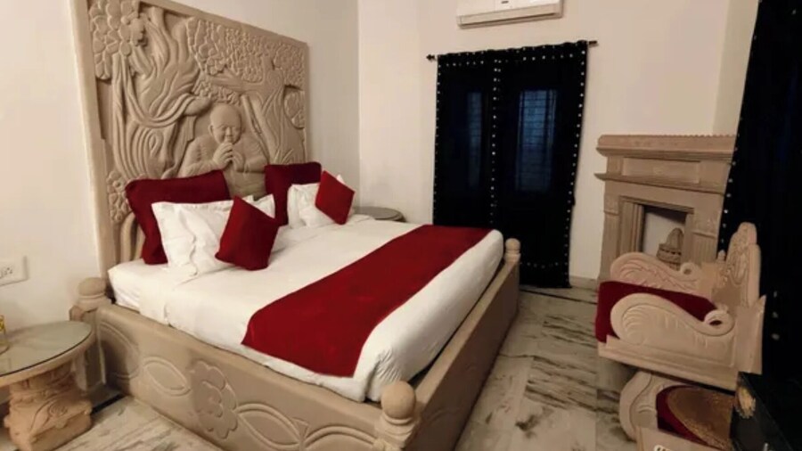 Fabhotel Prime Harpalsar Heritage Haveli