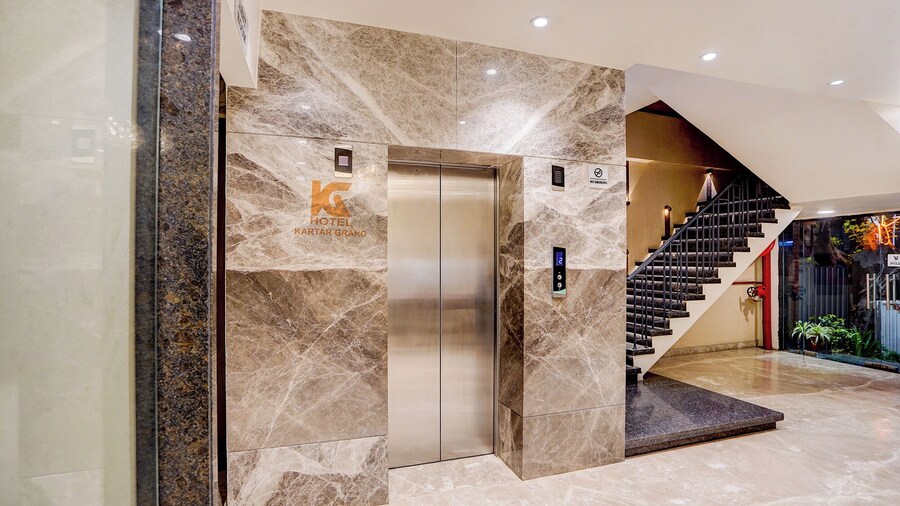 FabHotel Prime Kartar Grand - Nr. Fazalganj Chauraha
