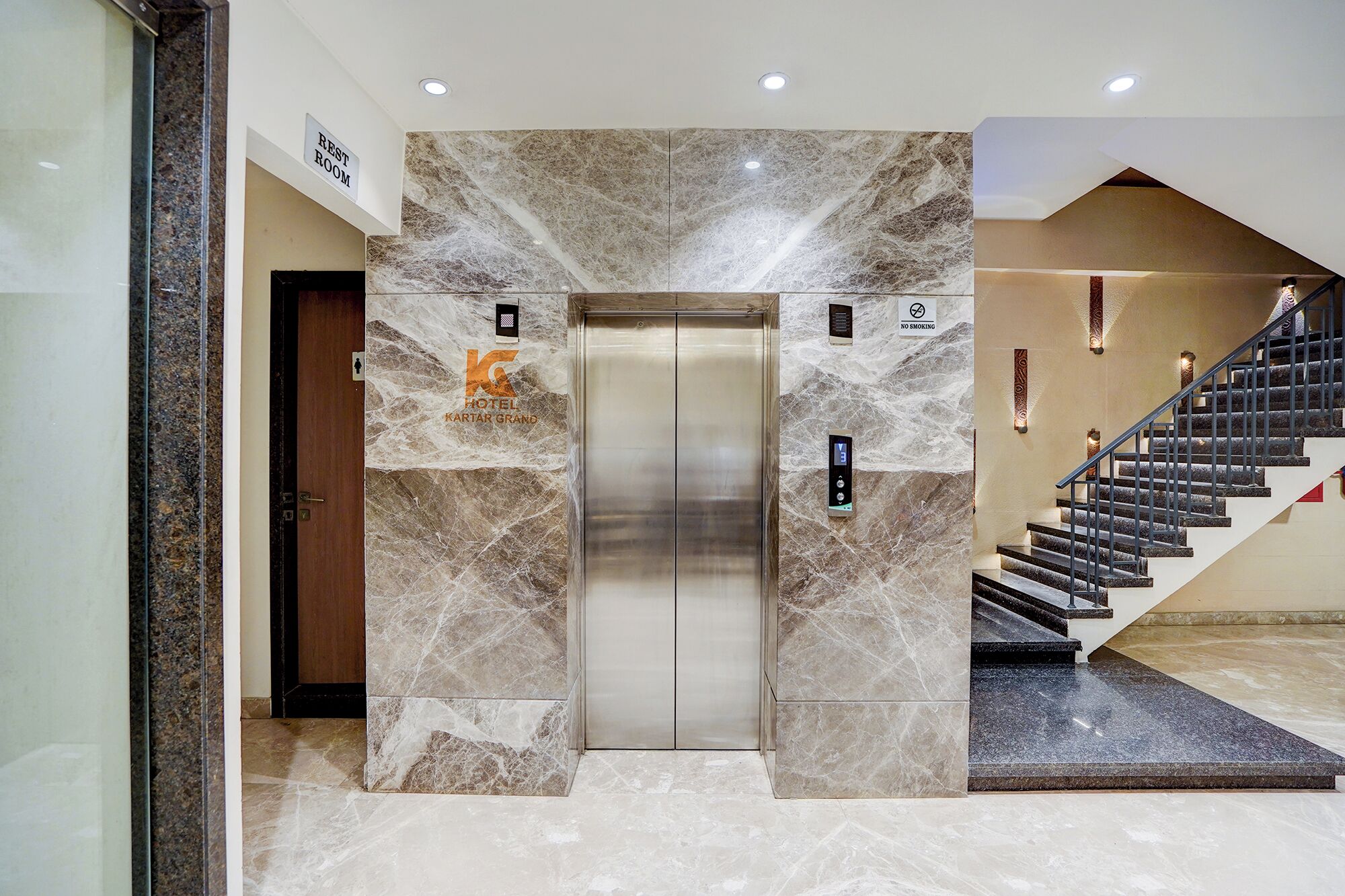 Elevator