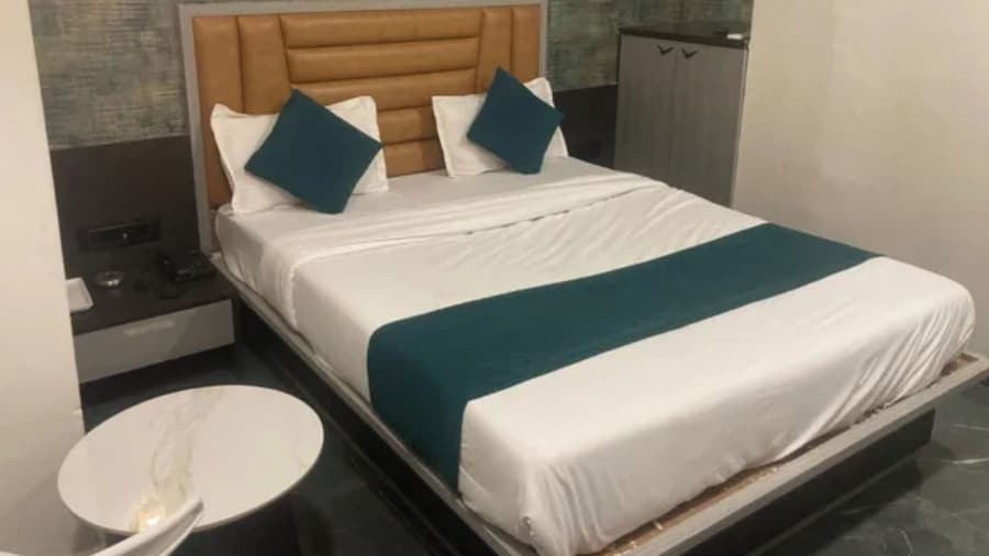 Fabhotel Sawariya