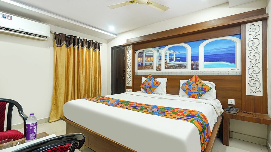 Fabhotel Sitara Grand - Nr Jagadamba Junction