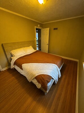 3 bedrooms, desk, free WiFi - Home in Kansas City (Kansas City)