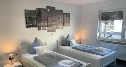Apartment am Rosenplatz 24-hour check-in