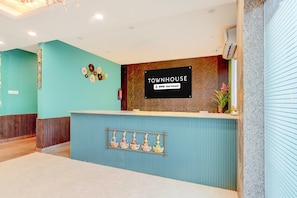 House | Reception