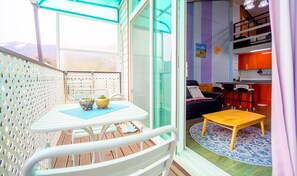 Phòng đôi Deluxe, ban công, quang cảnh núi | Khu ẩm thực ngoài trời