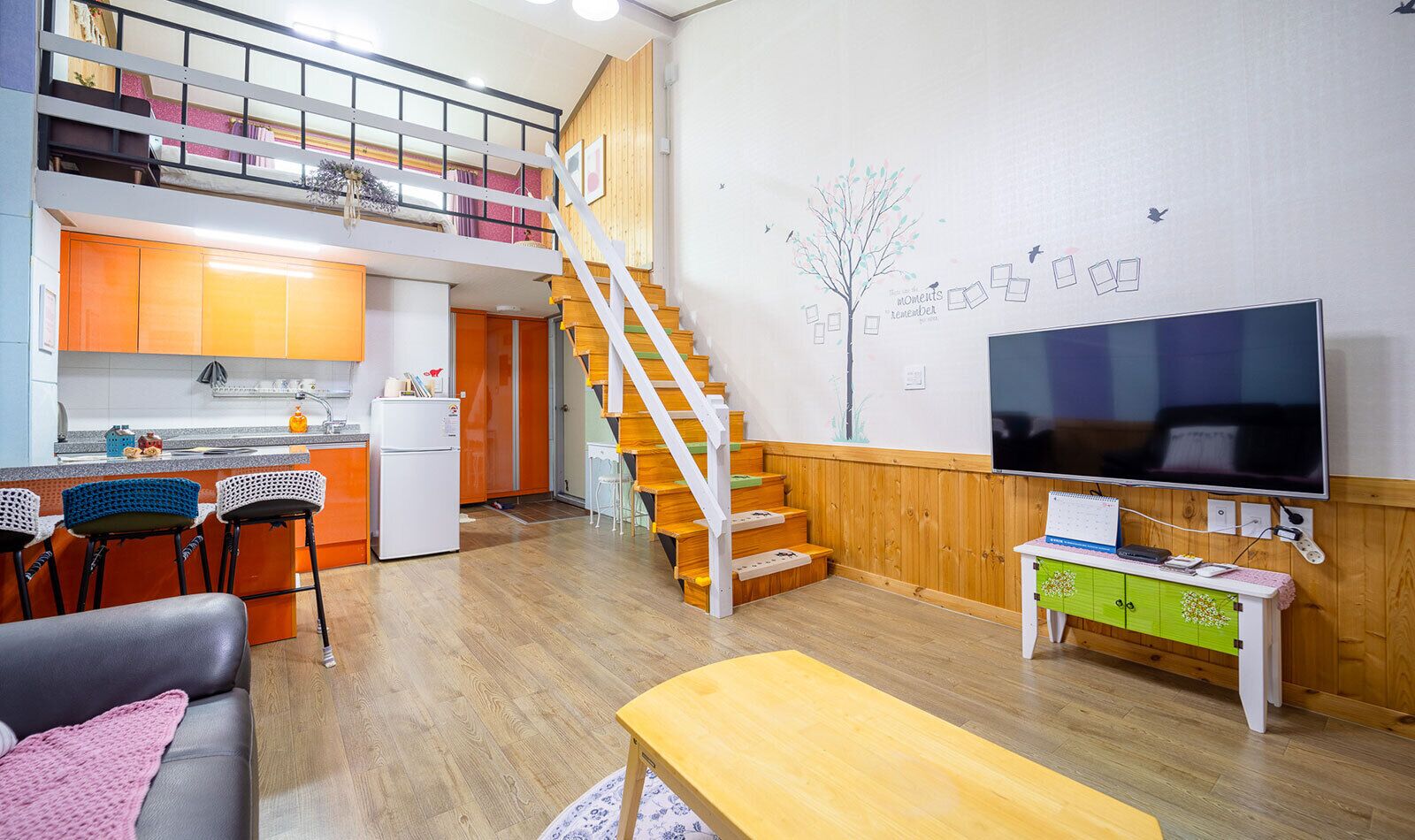 Deluxe Double Room, Balcony, Mountain View | Living area