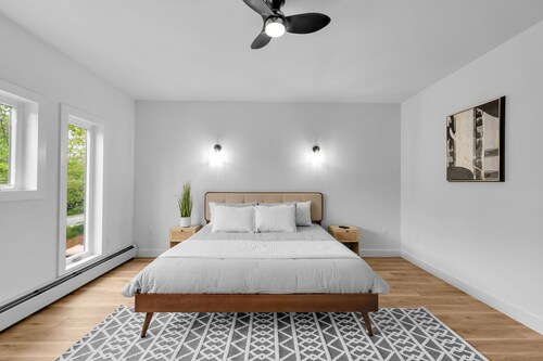 Acadia's Best - Modern Home created for family travel to Acadia, sleeps up to 20