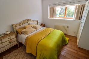 熨斗/熨衫板、Wi-Fi、床單