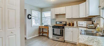 3 Bedroom 1 bath house in quiet neighborhood by Saint Croix River