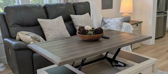 Modern Historic Family Retreat House in Downtown Tupelo