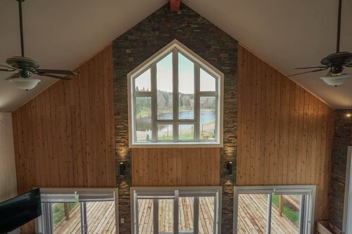Waterfront, Nature & Adventure | Lac Jeannot