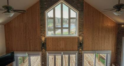 Waterfront, Nature & Adventure | Lac Jeannot