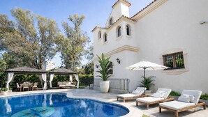 Pool - Luxury beachfront villa in Marbella (Marbella)