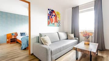 Suite, City View
