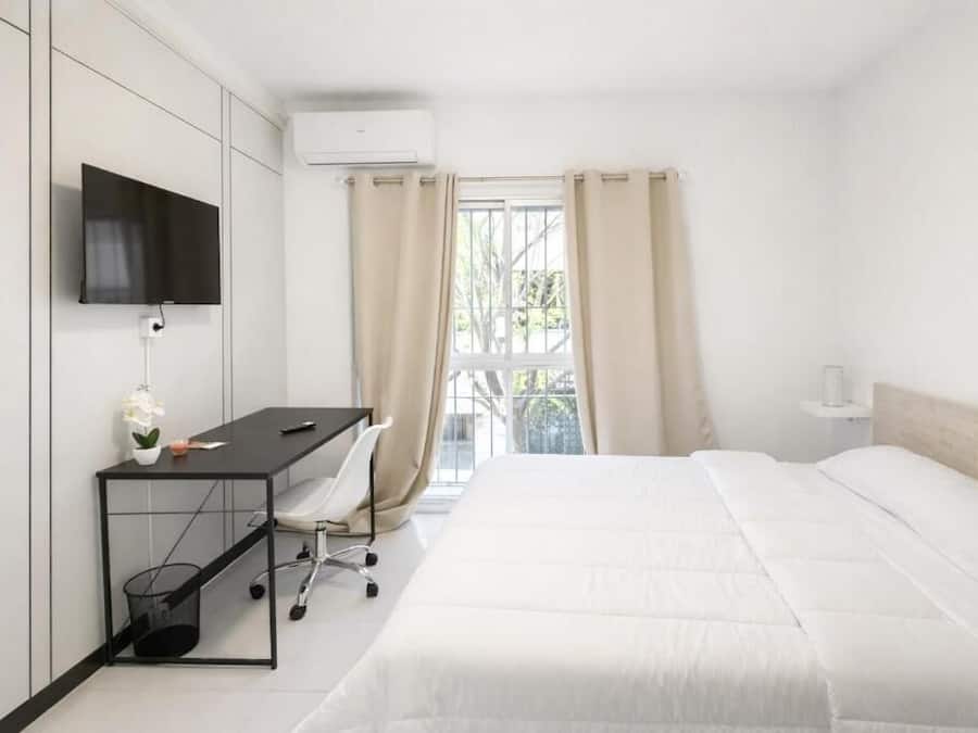 Habitación estándar doble, vistas a la ciudad | Escritorio, espacio para trabajar con un portátil, wifi gratis