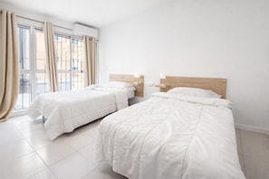 Desk, laptop workspace, free WiFi, wheelchair access