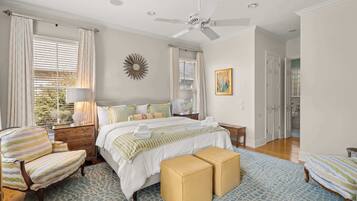 2 bedrooms, iron/ironing board, WiFi (free)