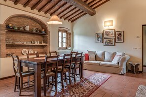 Dining - Villa with Guesthouse: Private Pool, Air Conditioning, 13 Bedrooms for up to 30 Guests (Montespertoli)