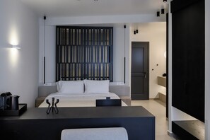 Honeymoon suite | Een kluis op de kamer, geluiddichte muren, een strijkplank/strijkijzer