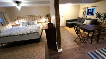 Apartment, 1 Bedroom, Patio | 1 bedroom