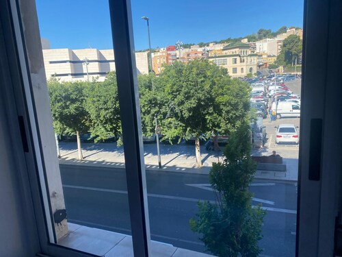 4-bedroom apartment in Alicante—rooms for rent (double rooms) 