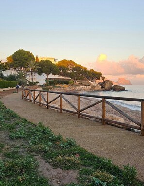 Beach nearby - Vrbo Property (Altea)