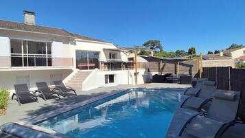 Piscine extérieure, piscine chauffée