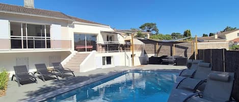 Piscine extérieure, piscine chauffée