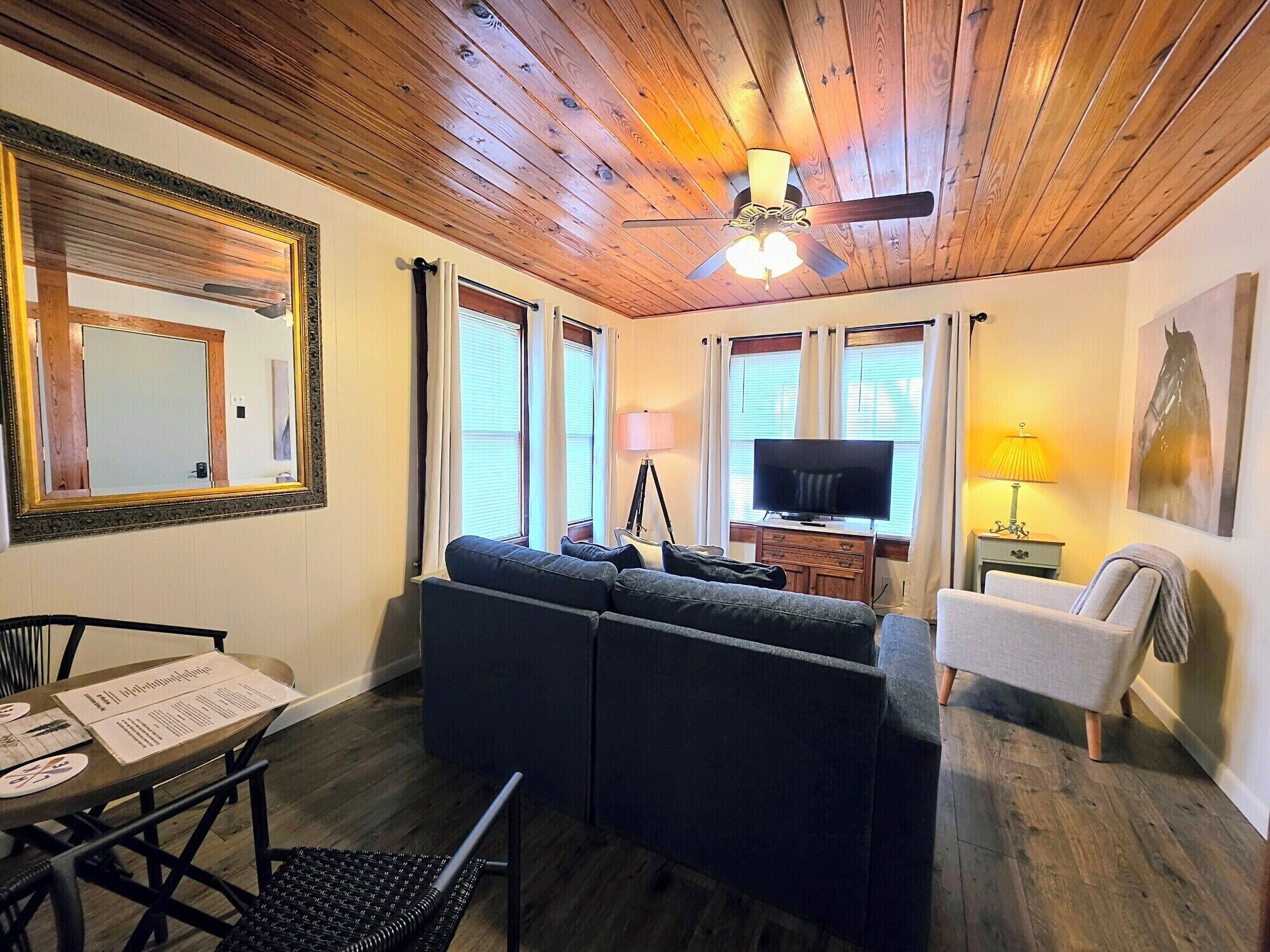 Willow Whisper Cottage - Hot Springs, AR