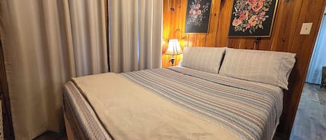 1 室のベッドルーム、WiFi、ベッドシーツ
