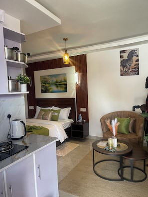 1 bedroom, iron/ironing board, WiFi, bed sheets