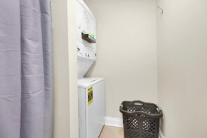 Condo, 1 Bedroom, Ocean View, Beachfront | Laundry - Calypso Beach Resort Tower 1 (Panama City Beach)