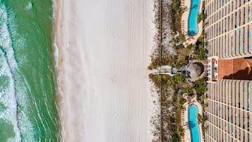 2 piscinas al aire libre, tumbonas