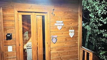Habitación clásica, vista al jardín | Restaurante al aire libre