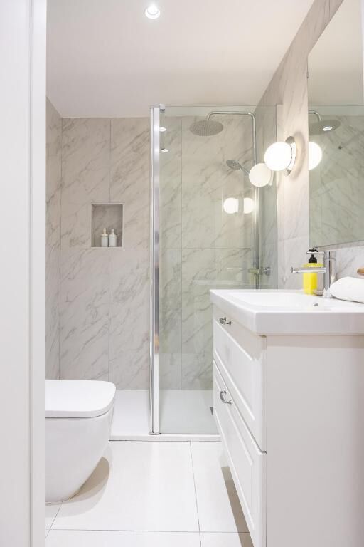 Comfort Apartment | Bathroom