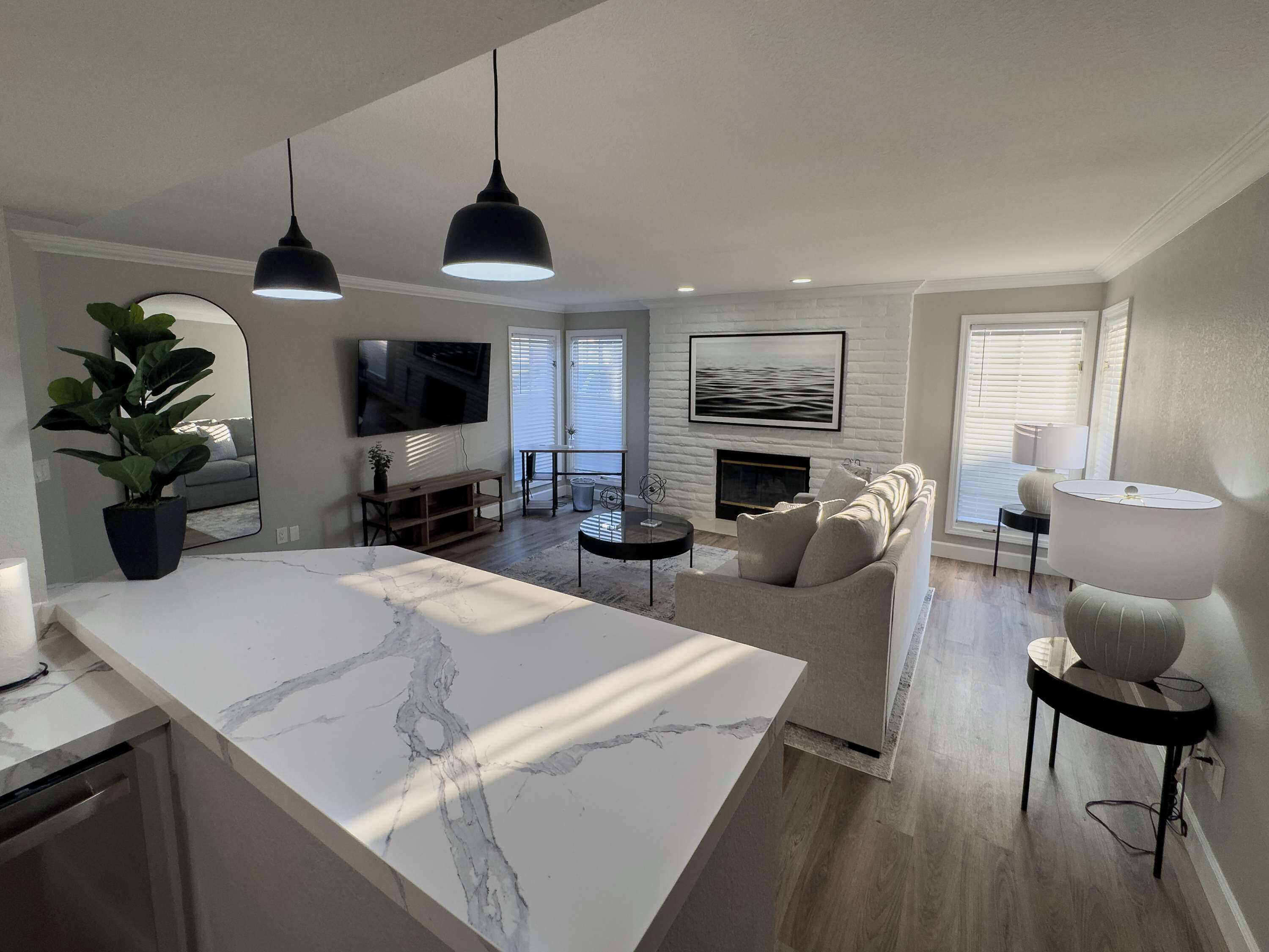 Fernseher, Kamin