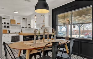 Dining - NEW "House In Black" | Pool | Hot Tub | Bohemian (Fredericksburg)