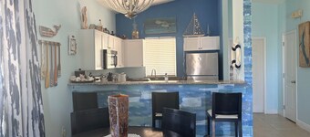 Fully Furnished 2BR/2BA Bimini Bay Condo
