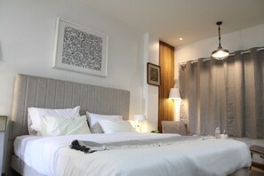 1 bedroom, iron/ironing board, WiFi - Homeku Guesthouse Room 2 near airport at Latkrabang (Lat Krabang)