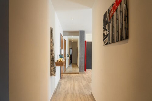 Emilia Suite Space