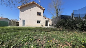 Exterior - Vrbo Property (Billère)