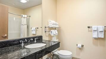 Towels, soap, shampoo, toilet paper