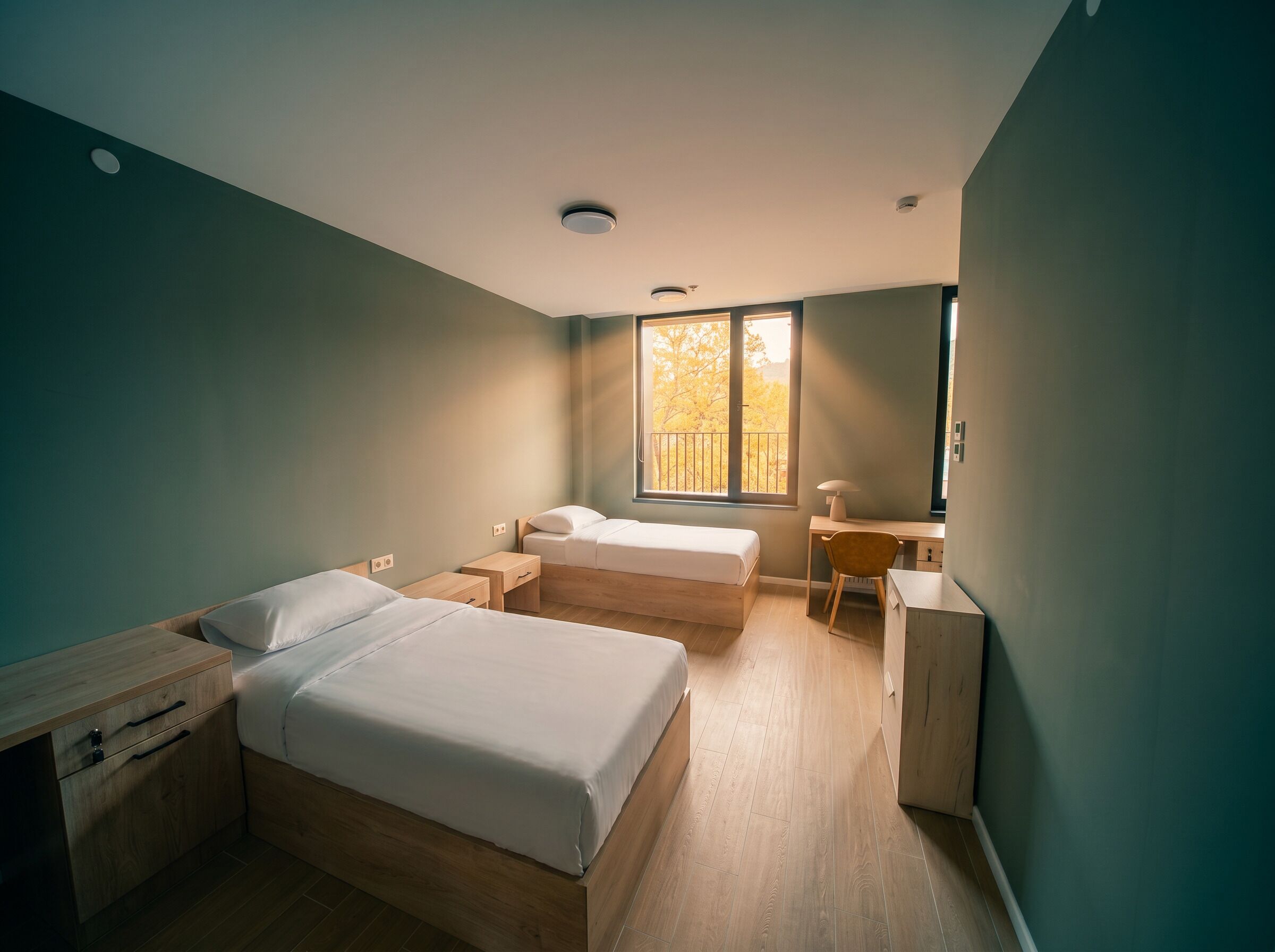Kamar Double atau Twin Basic, pemandangan gunung | Meja kerja, ruang kerja ramah laptop, dan Wi-Fi gratis