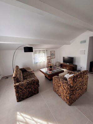 Living area - Vrbo Property (Calvi)