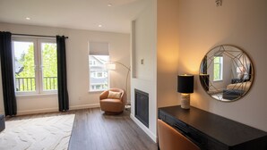 4 chambres, fer et planche à repasser, Wi-Fi, draps fournis