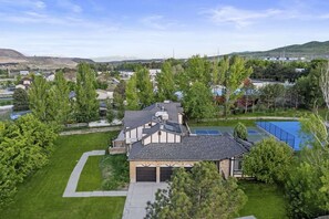 Exterior - West Wing at The Orchard - 10 ppl - Pickleball (Riverton)
