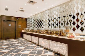 Dining - Kzar Central (Kolkata)