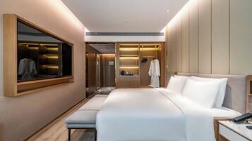 Deluxe Double Room, City View | Premium bedding, down duvets, Select Comfort beds, free minibar